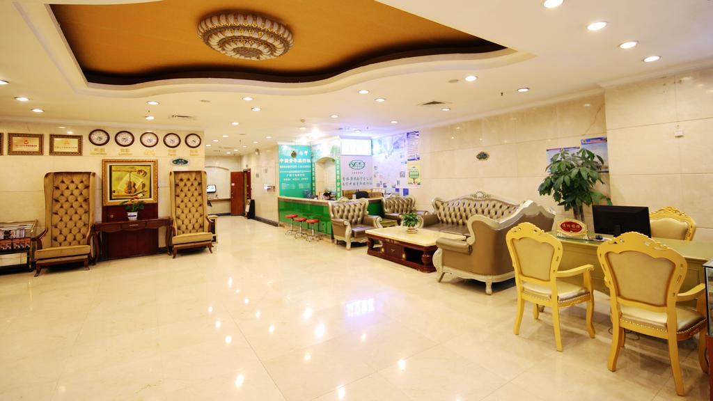 Vienna Hotel Chaoyang Nanning Exteriör bild
