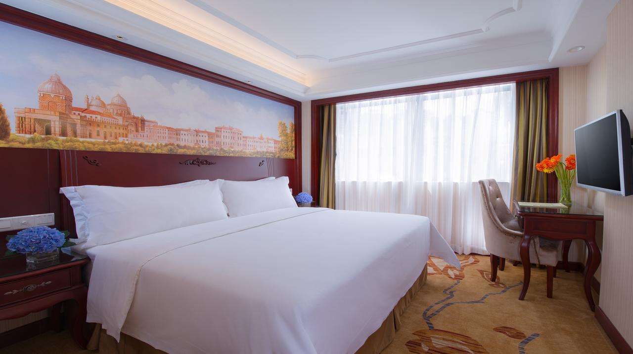 Vienna Hotel Chaoyang Nanning Exteriör bild