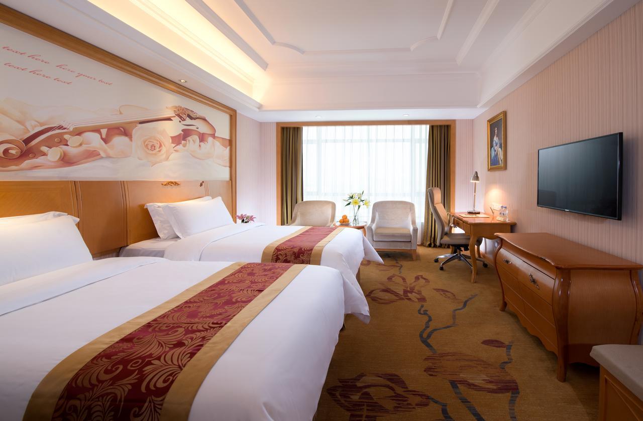 Vienna Hotel Chaoyang Nanning Exteriör bild