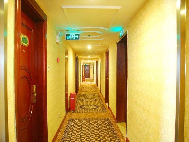 Vienna Hotel Chaoyang Nanning Exteriör bild